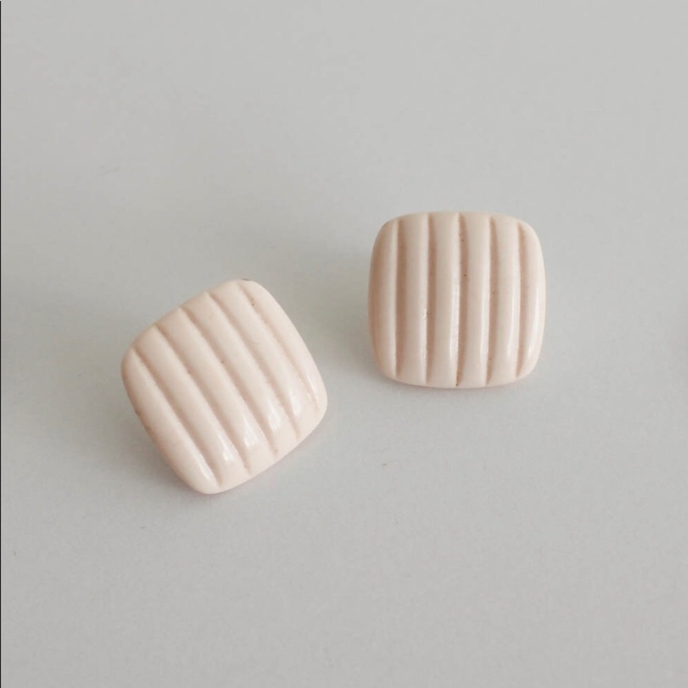 Vintage Pale Pink Ribbed Square Stud Earrings